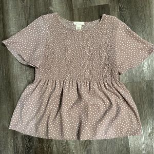 Like new Urban Romantics top